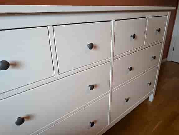 Byrå IKEA Hemnes 8 lådor vit i nyskick