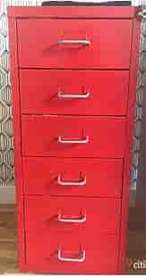 IKEA röd byrå med 6 lådor