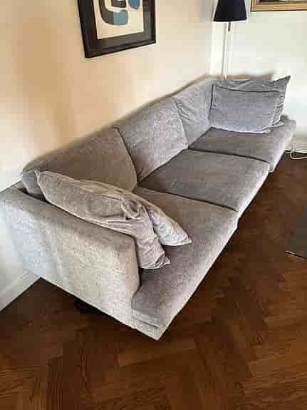 Mio Harper 4 sits soffa