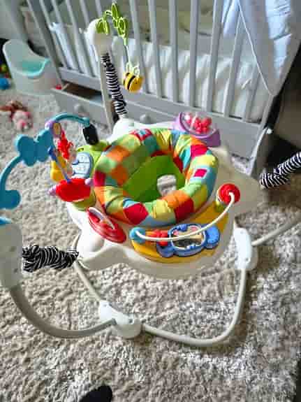 Fisher-Price hoppgunga aktivitetsstol för bebis