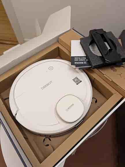 ECOVACS DEEBOT OZMO 900 robotdammsugare med mopp