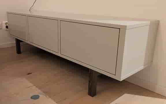 IKEA STOCKHOLM TV-bänk i mycket fint skick