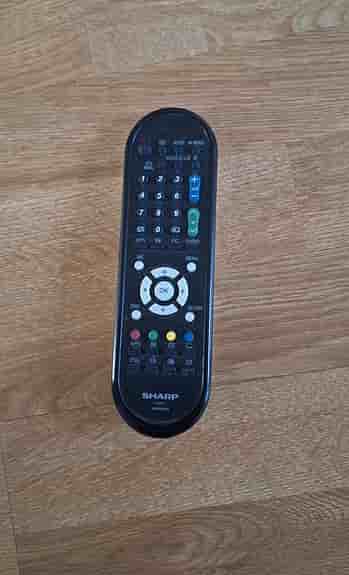 Sharp LC-32DH510S LCD TV 32 tum svart