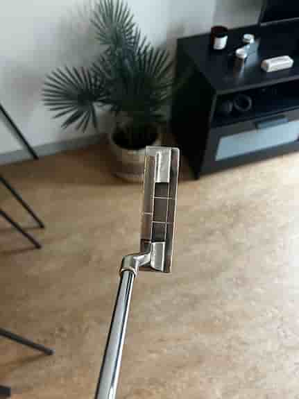 TaylorMade TPI-21 putter + Spalding wedge 52”