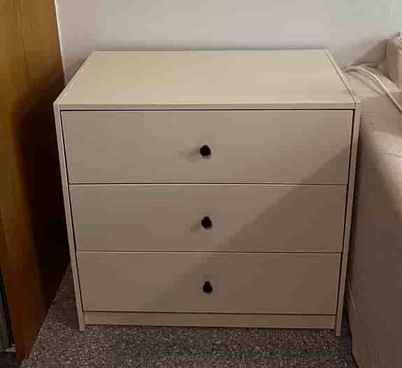 Byrå från ikea