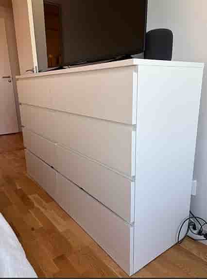 2 IKEA byrå med 4 lådor vit