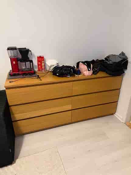 Malm byrå från IKEA
