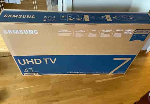 Samsung 43" 4K Smart TV (Komplett + Kartong)