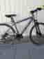 Ideal hybridcykel grå/svart med dämpad framgaffel