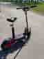 T-Walker elektrisk scooter svart/röd med sadel