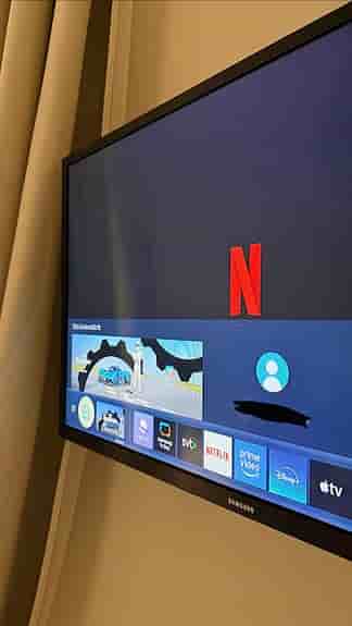 Som ny - SAMSUNG UE32T4305AKXXC 32” SMART TV