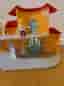 Playmobil hus med balkong och trappa