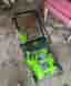 Greenworks gräsklippare batteridriven grön