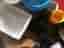 Kökstillbehör: Strösil, eldfast form, skålar, formar, glas mm (delvis nya)
