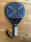 Nox AT10 Genius 18K padelracket padelrack 2025 grå/röd/orange