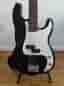 Squier Precision-bas