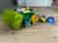 LEGO DUPLO klossar med låda och fordon