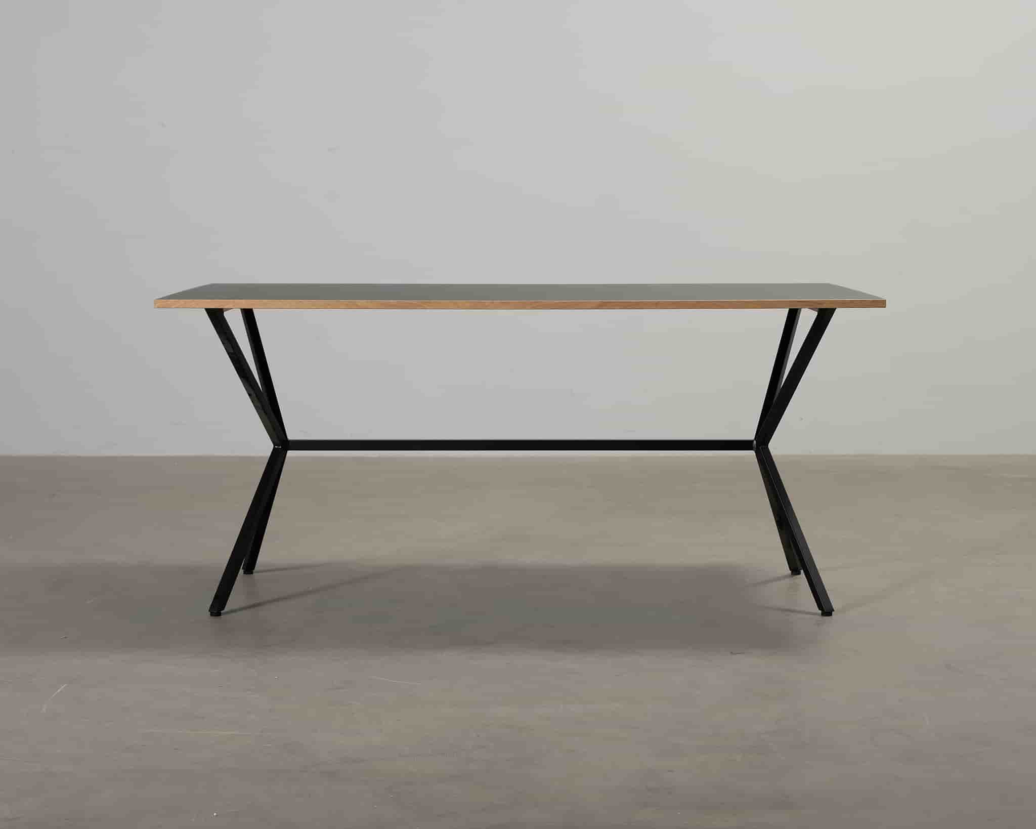 Department Loft matbord linoleum