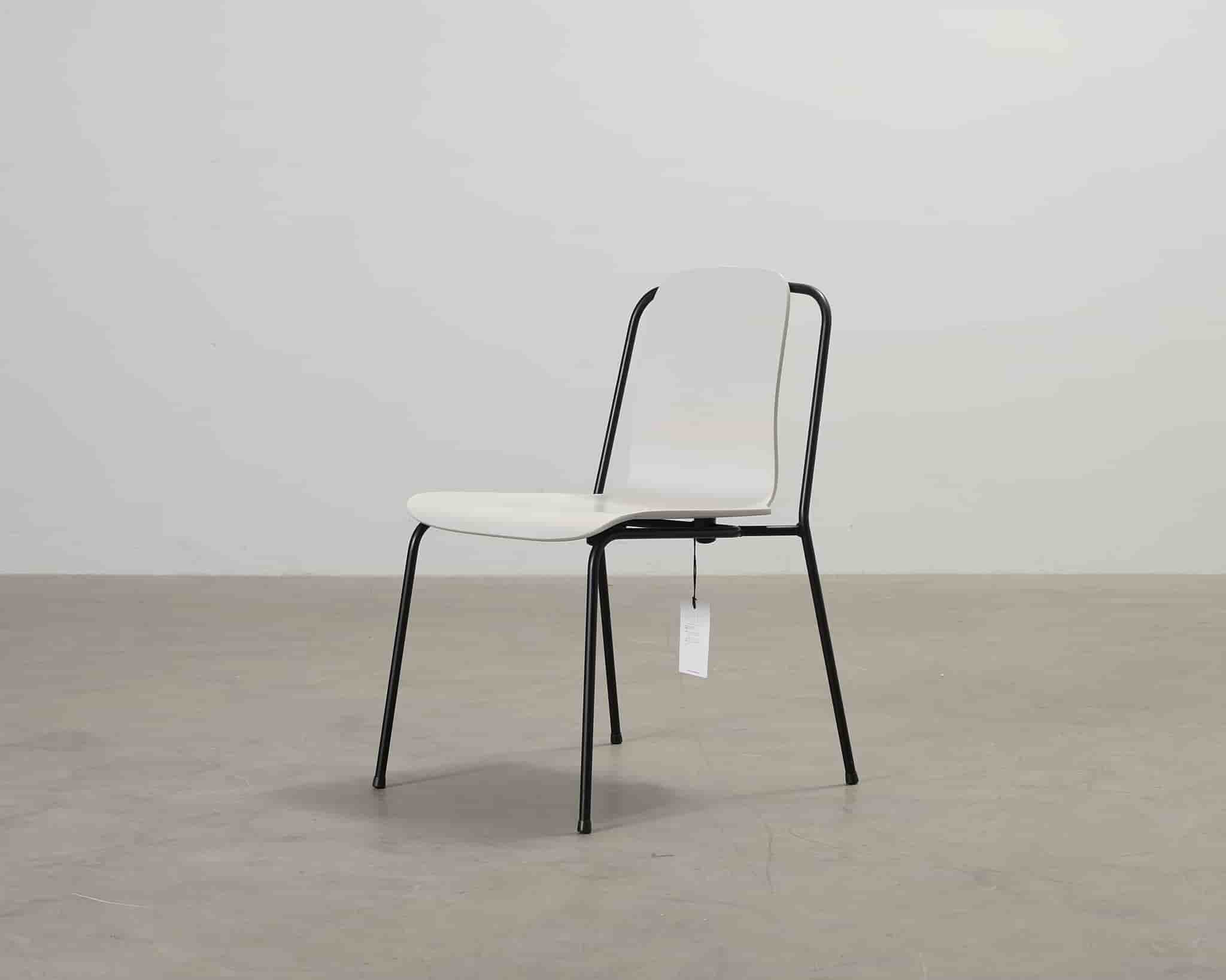 Normann Copenhagen Studio stol vit
