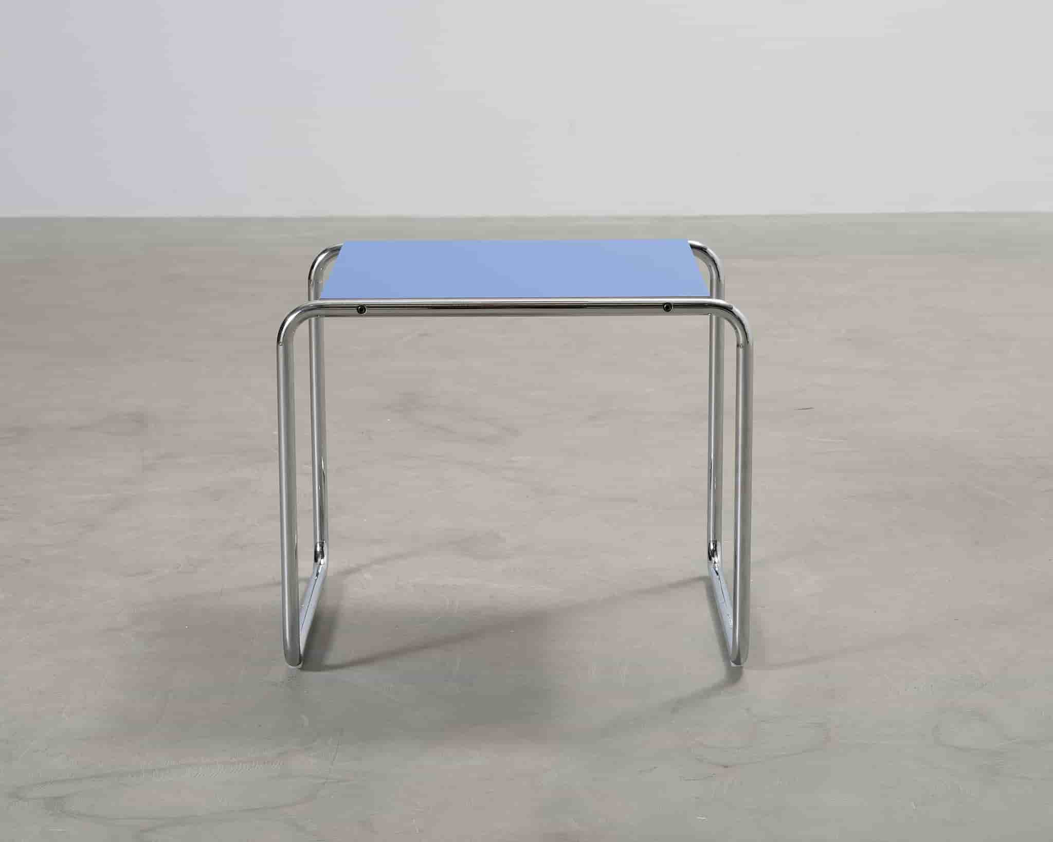 Knoll Laccio sidobord blå