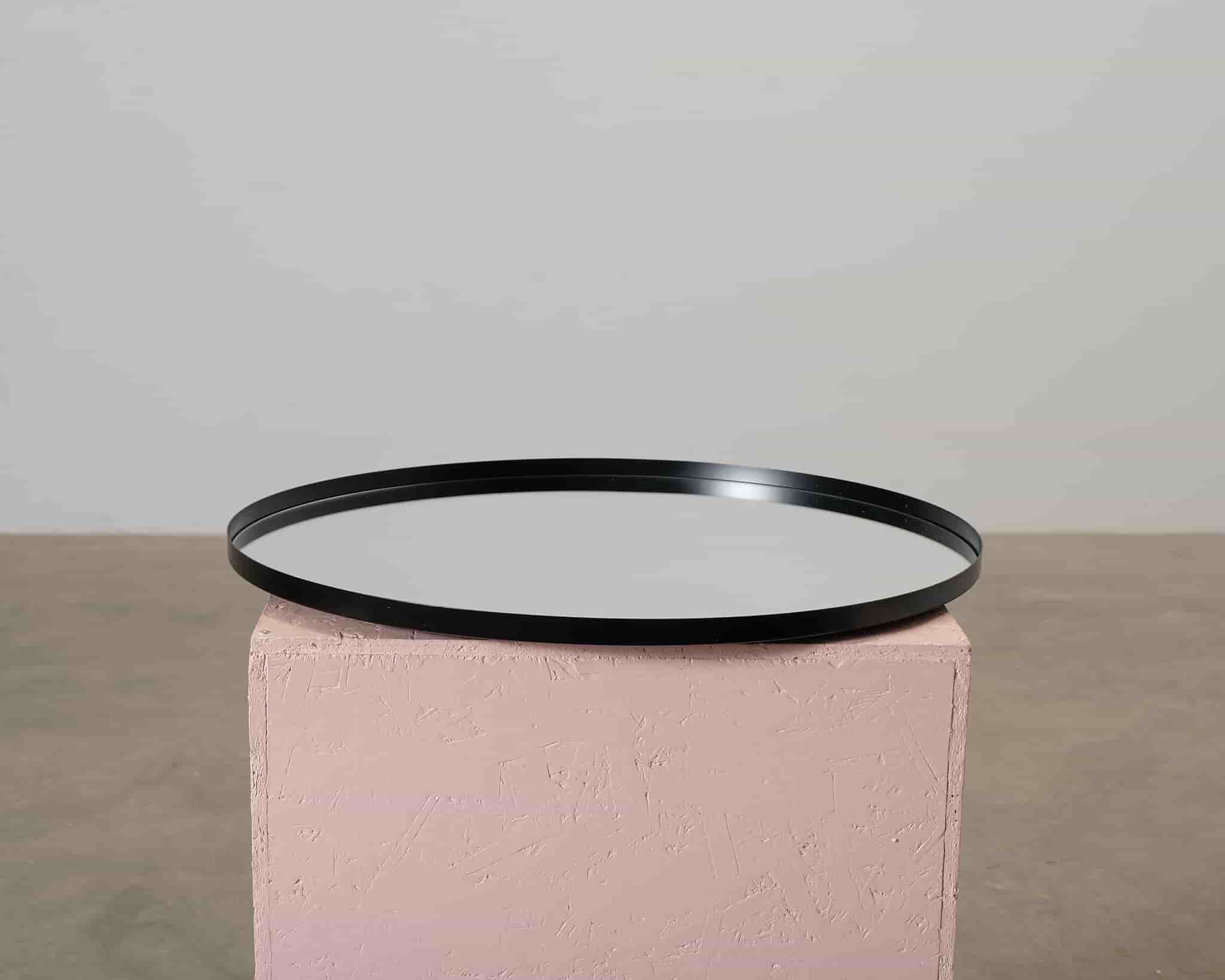 Decotique Edge M01 spegel ø 60 cm svart