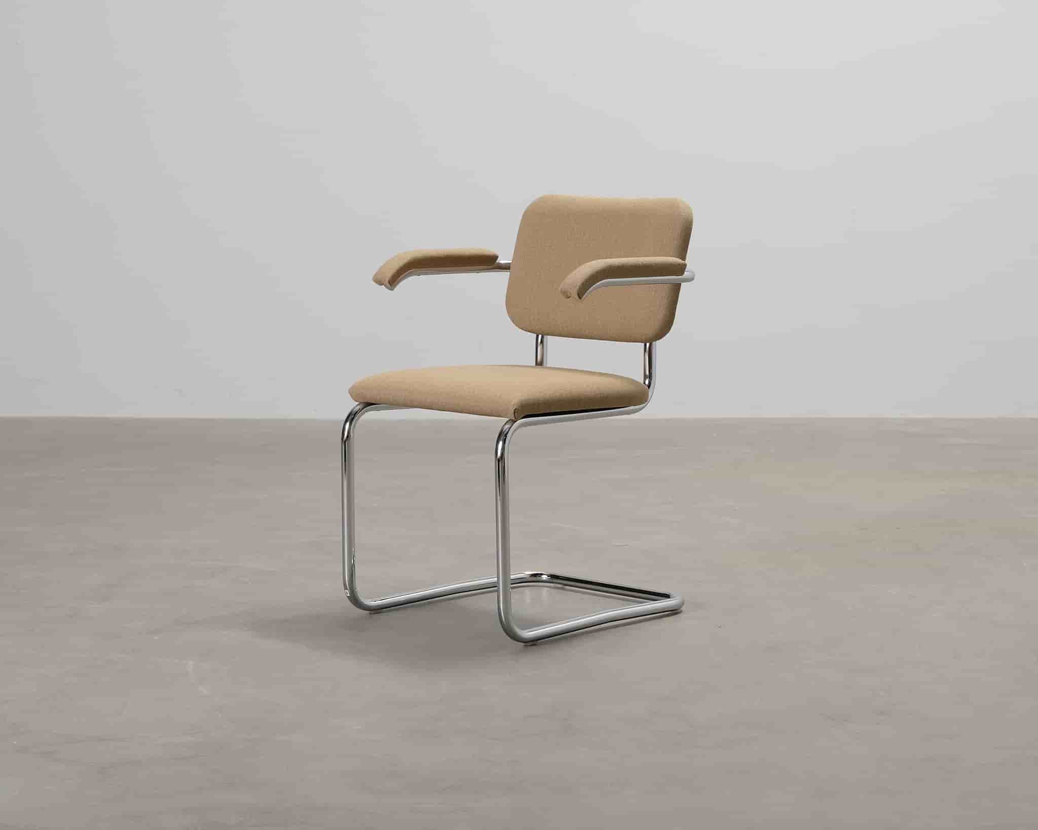Knoll Cesca stol med armstöd beige