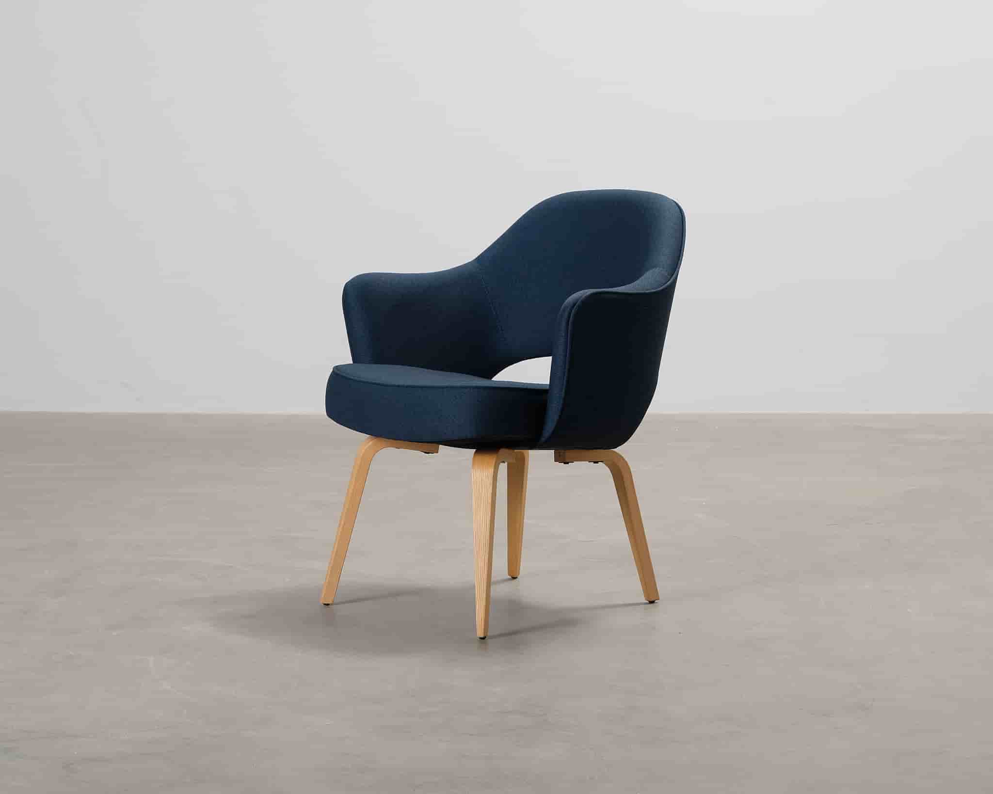 Knoll Eero Saarinen Executive Chair stol blå