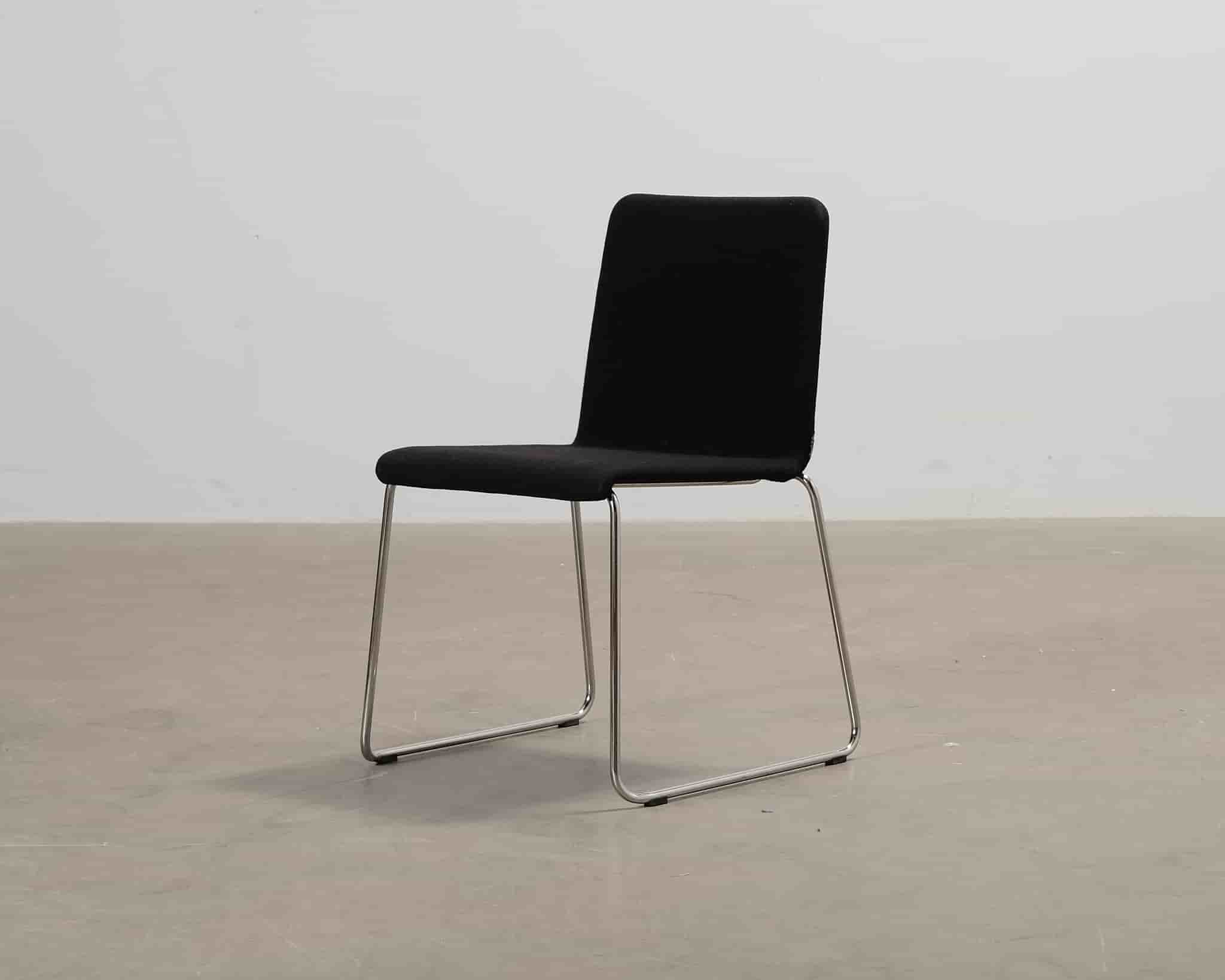 Offect stol svart