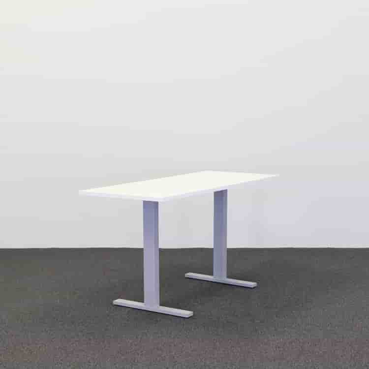 Fast Skrivbord 140 cm