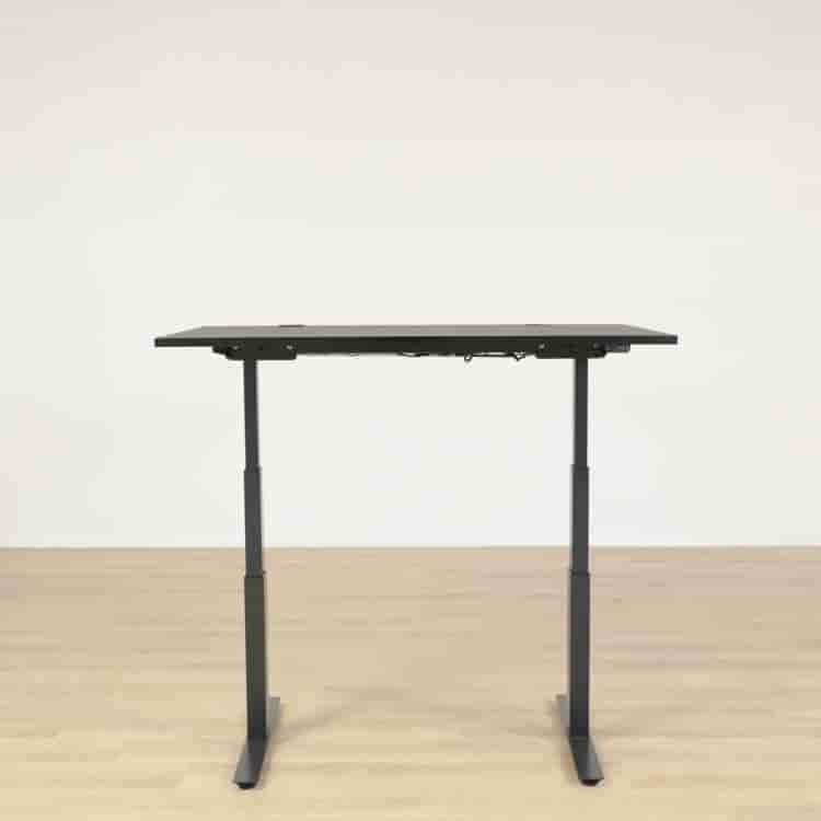 Elektriskt höj- och sänkbart  skrivbord - 140x80 cm Skick 3/5
