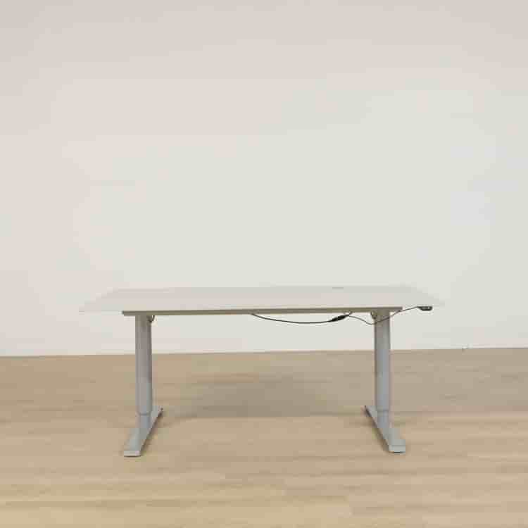 Elektriskt höj- och sänkbart  skrivbord - Alt.1 160 cm