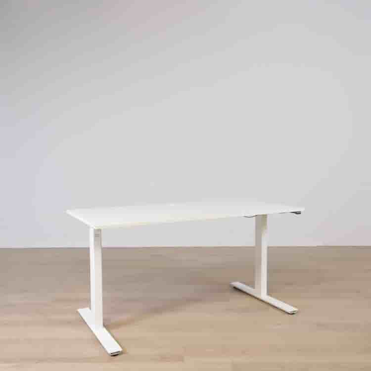 Elektriskt höj- och sänkbart  skrivbord - 80x140-160 cm