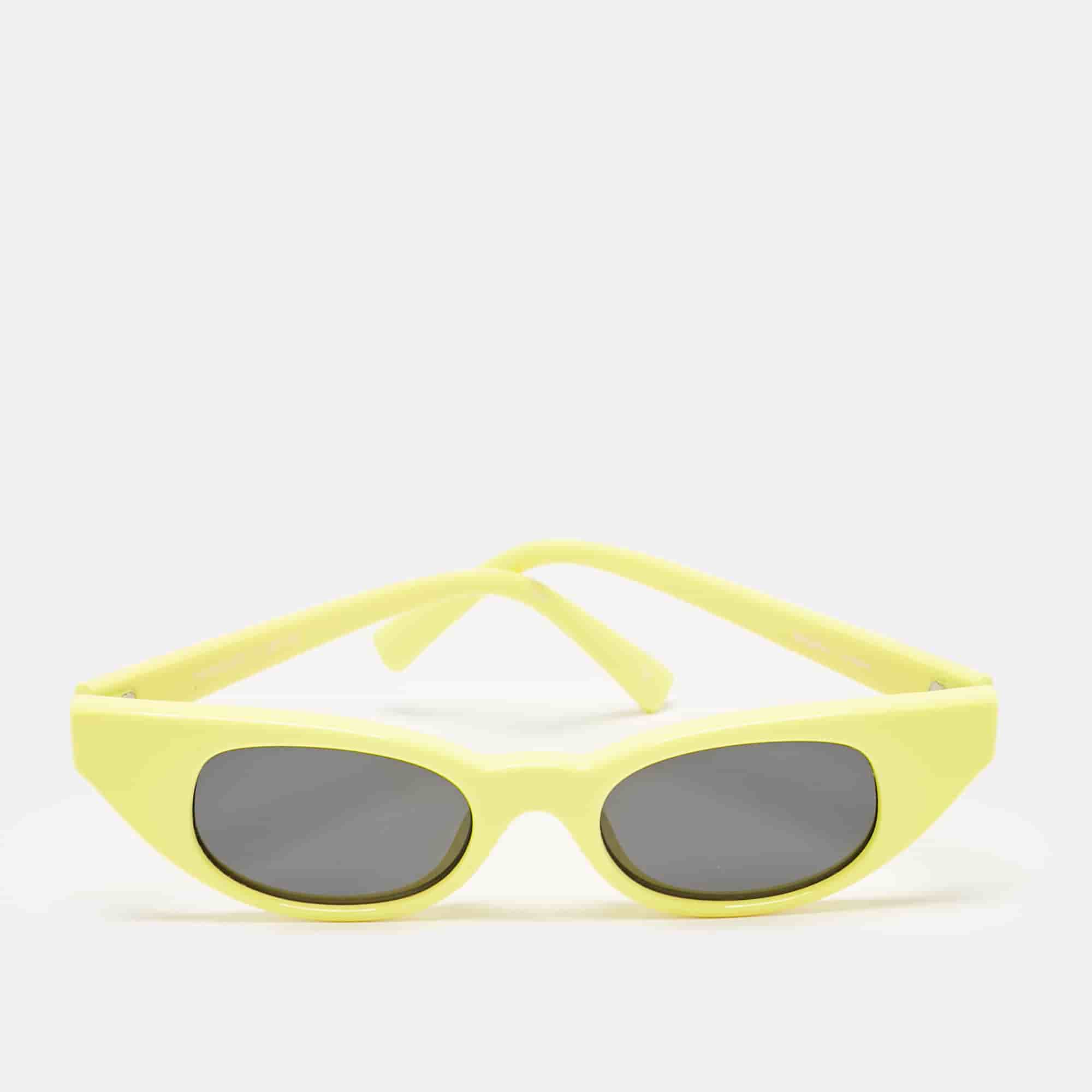 Adam Selman x Le Specs Yellow/Black The Breaker Oval Sunglasses