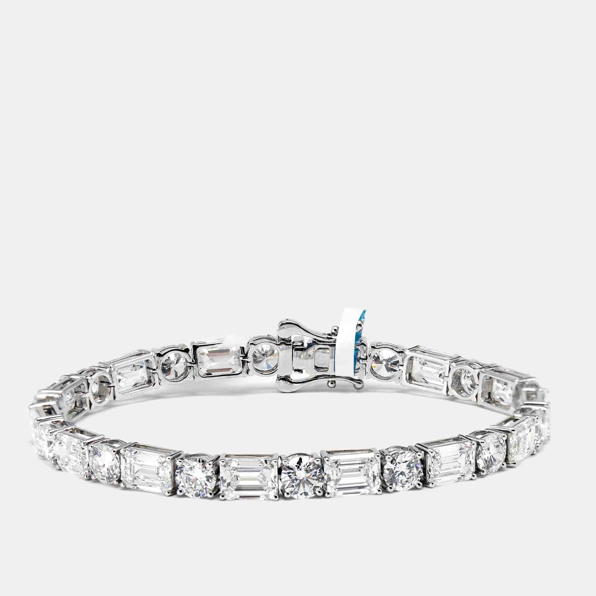 21.86 cts Round and Emerald Cut Lab Grown Diamonds 18k White Gold Tennis Bracelet
