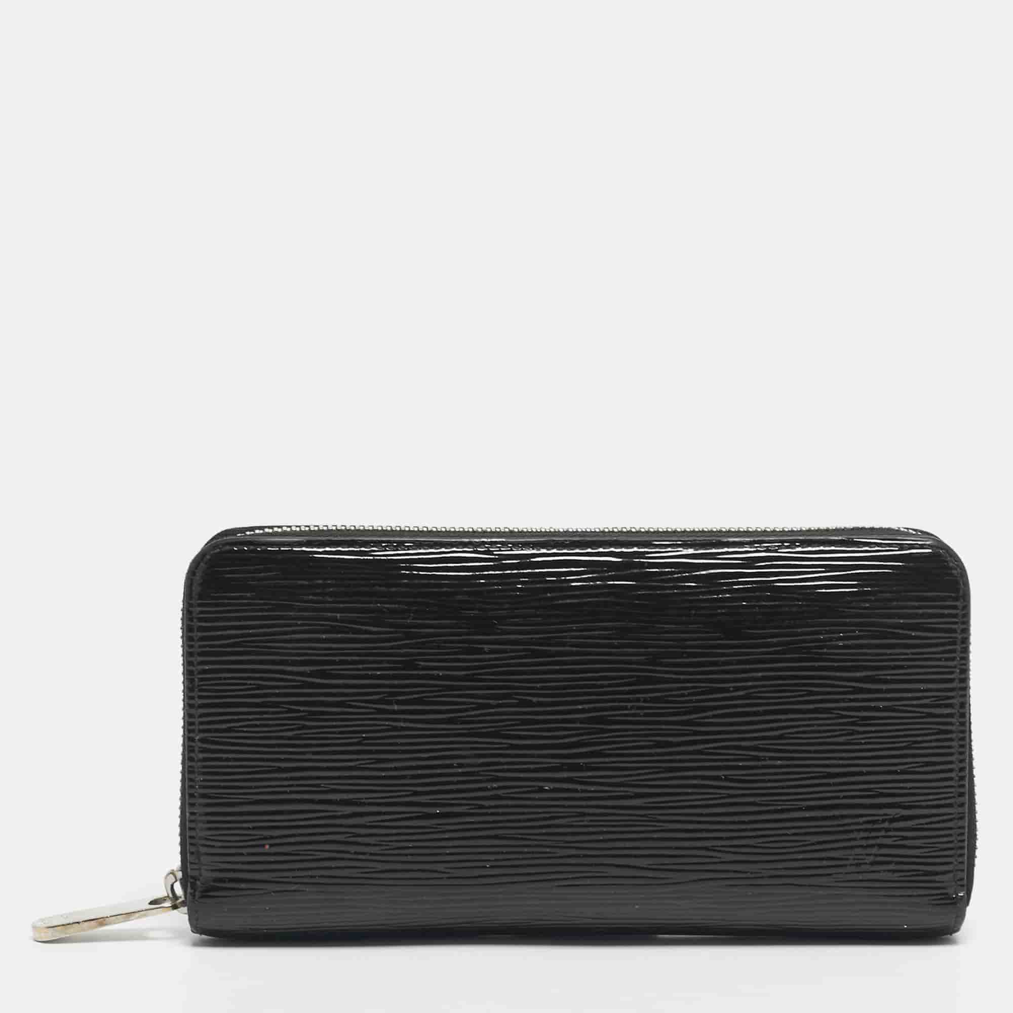 Louis Vuitton Zippy Black Patent Leather Continental Wallet
