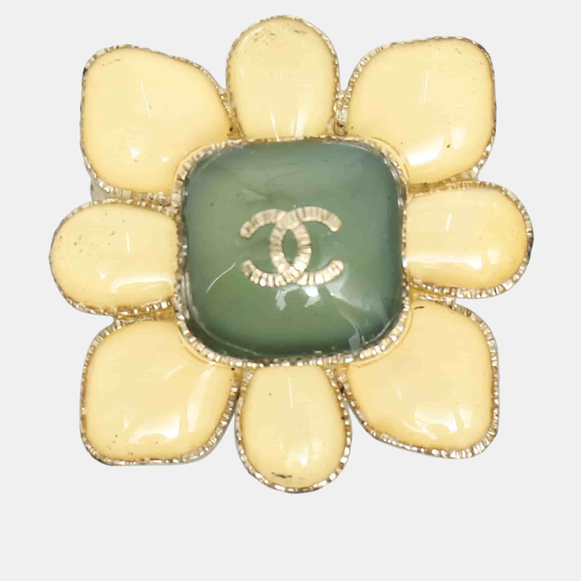 Chanel Gripoix CC Brooch