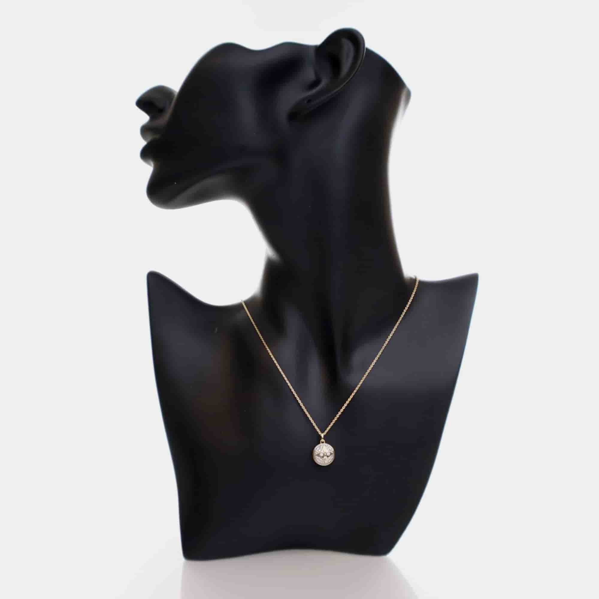 Louis Vuitton 18K Yellow Gold Diamond Blossom Pendant Chain Necklace
