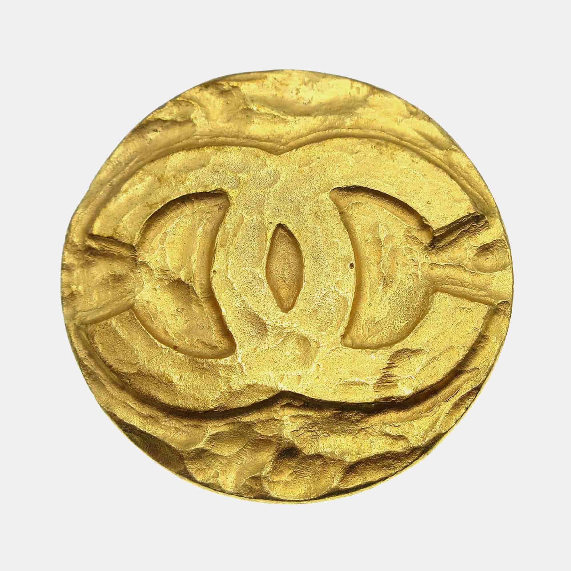 Chanel Medallion Brooch Pin Gold