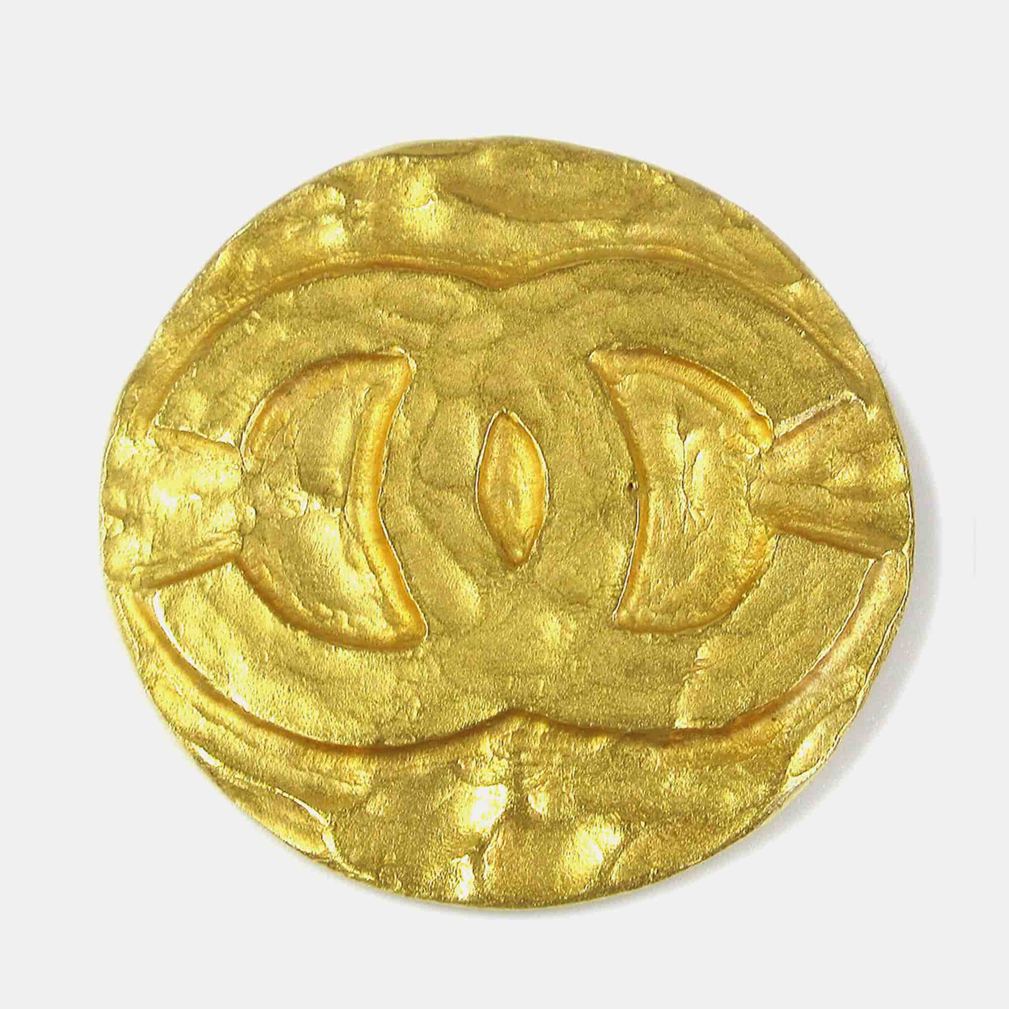 Chanel Medallion Brooch Pin Gold