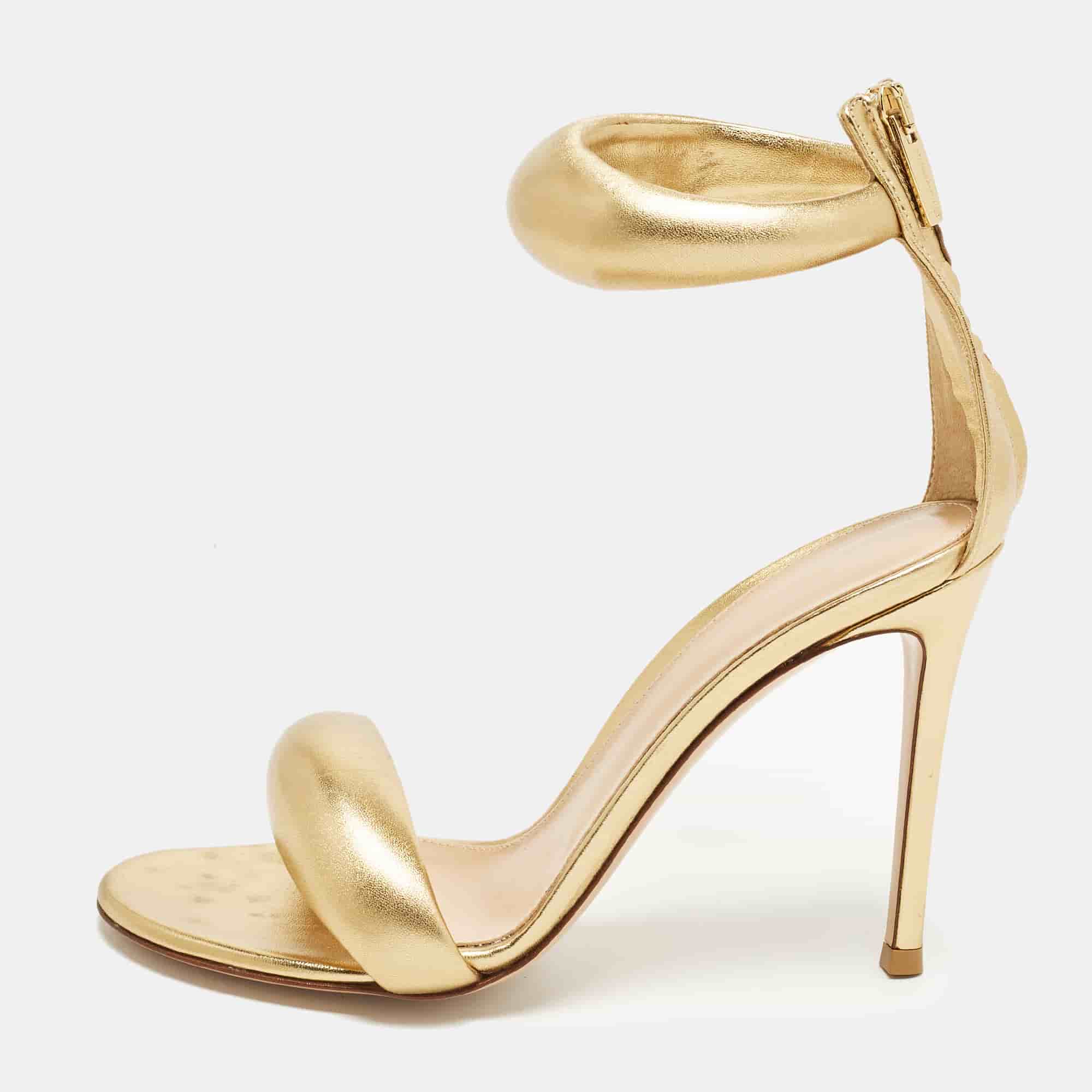 Gianvito Rossi Bijoux Size 37 Gold Leather Ankle Strap Sandals