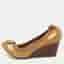 Tory Burch Size 37.5 Beige Patent Leather Wedge Scrunch Pumps
