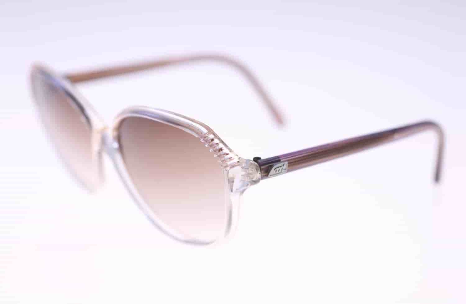 Modica ‘Jun’ 22682 ladies sunglasses - circa 1980s - NEW - Weight 26g