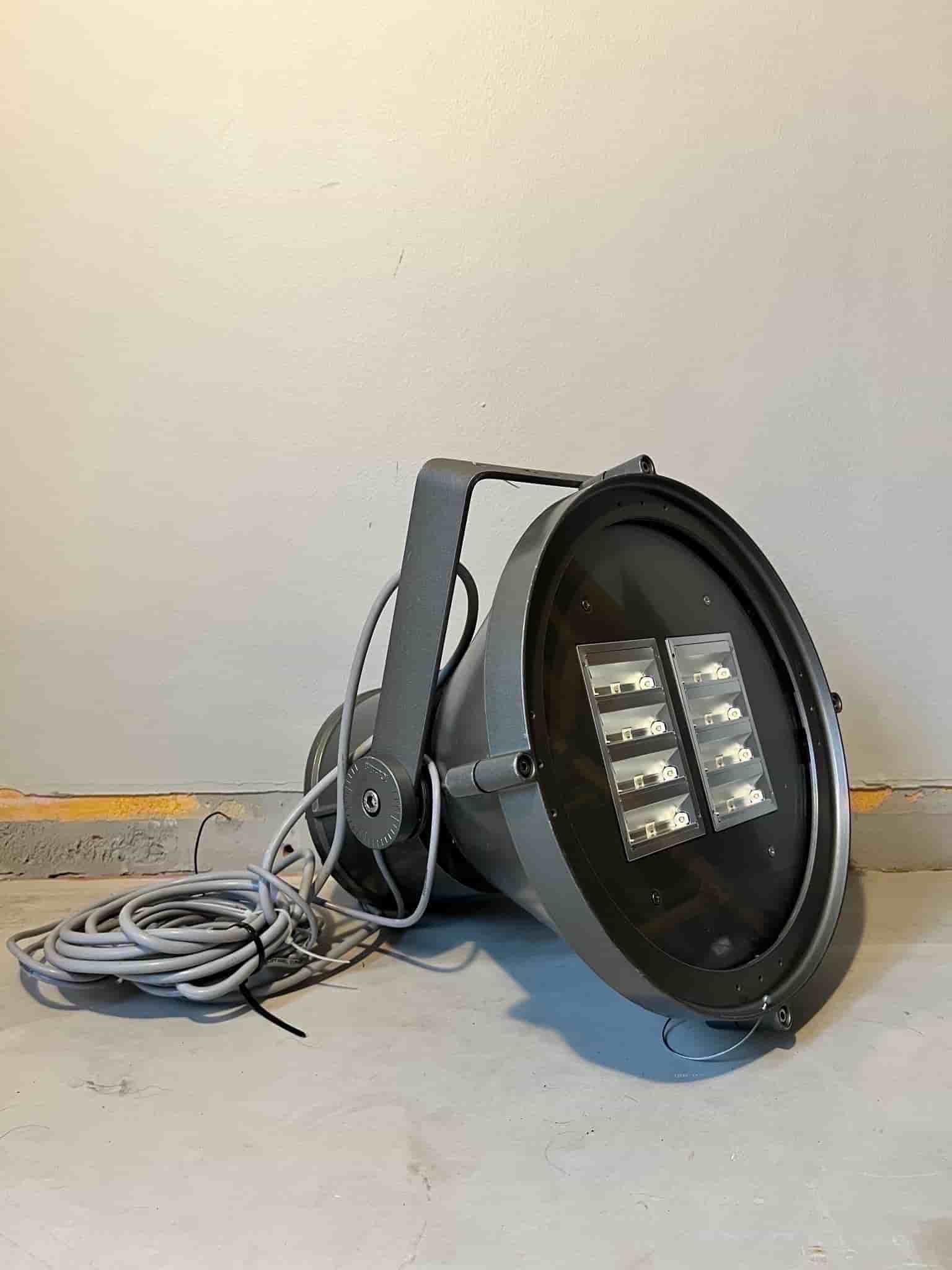 Strålkastare iGuzzini Maxi Woody Floodlight – Italiensk Belysning-LED – IP67