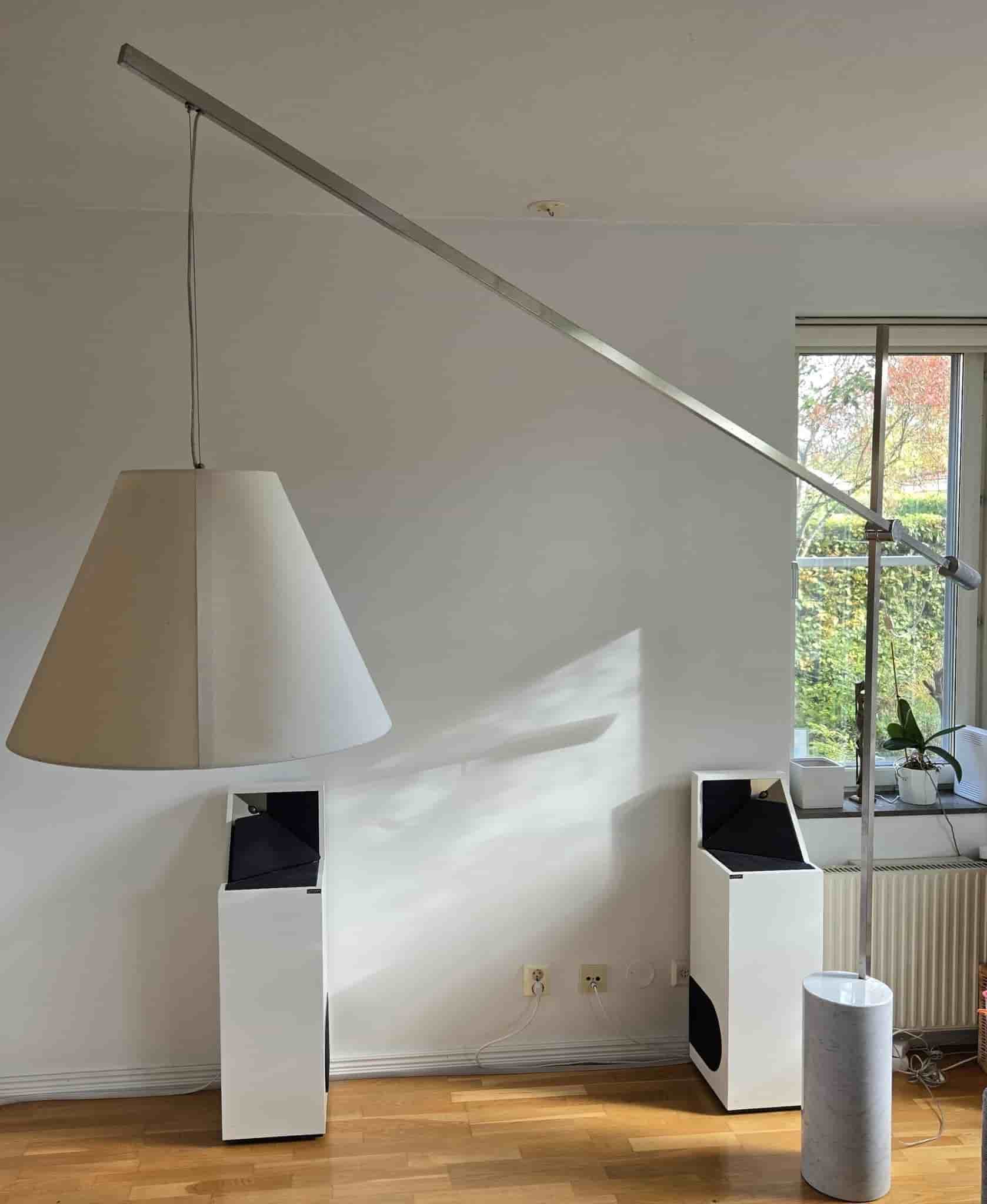 Ståtlig Golvlampa i Marmor och Stål - Giorgio Cattelan - Italiensk Design