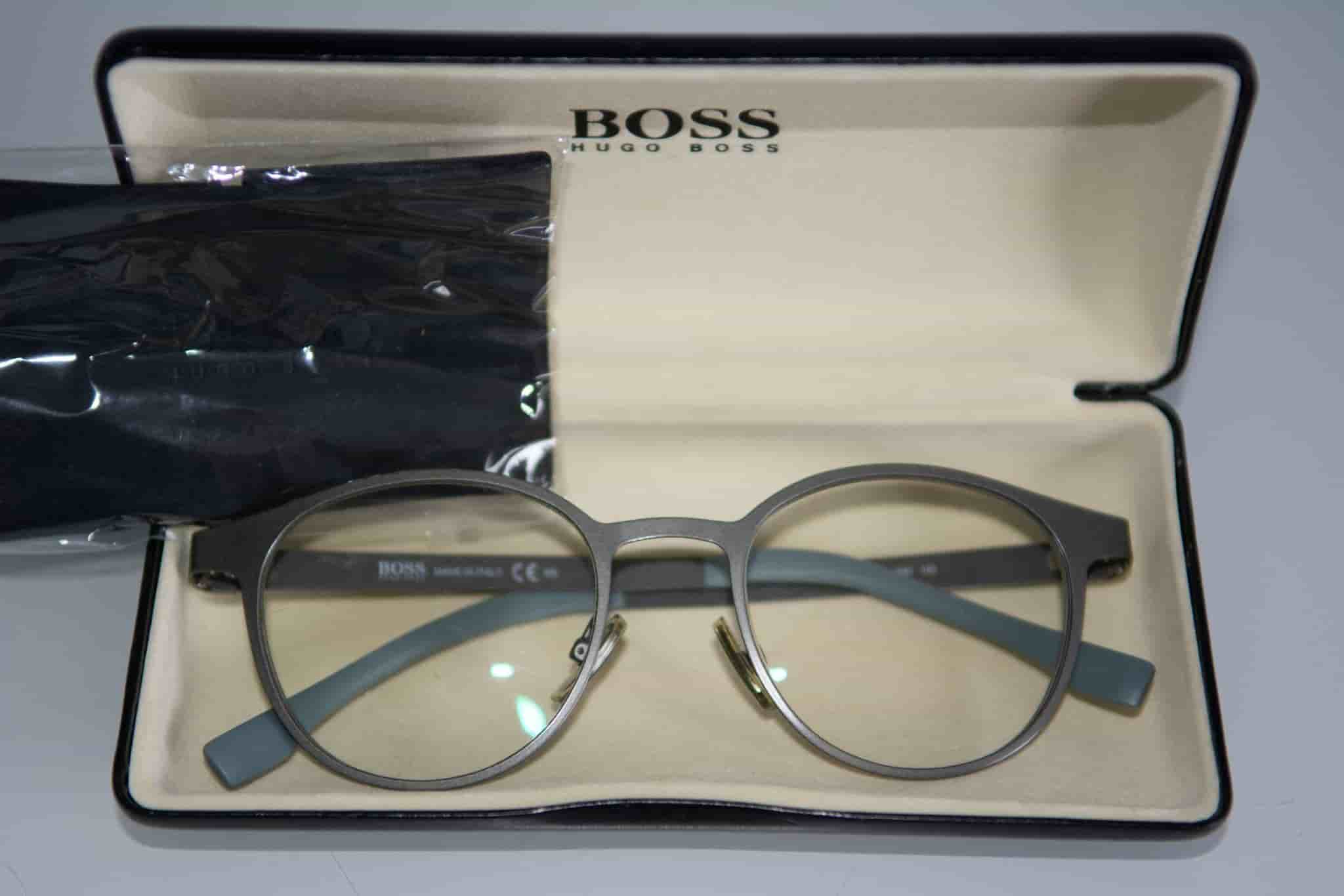 Hugo Boss glasögon