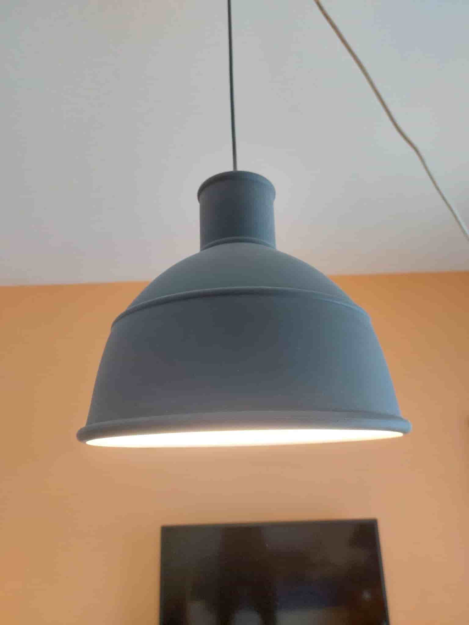 Pendellampa Muuto Unfold 1 gul och2 st grå