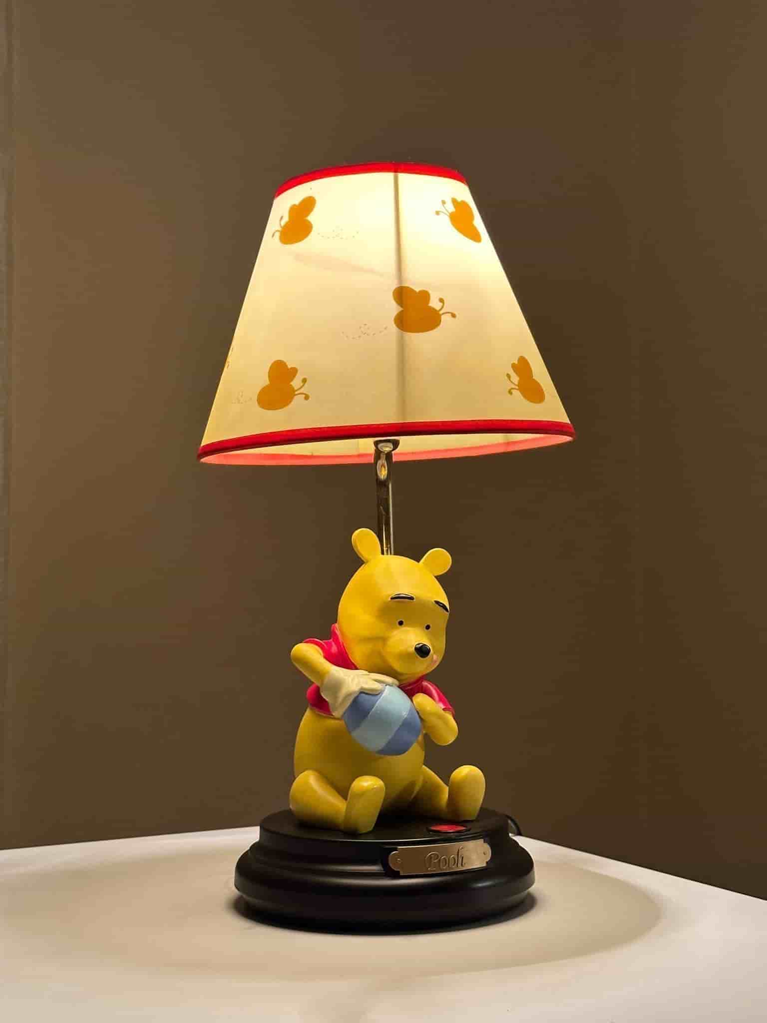 Vintage Disney ”Winnie the Pooh” Lampa i Super Skick! 1900tal