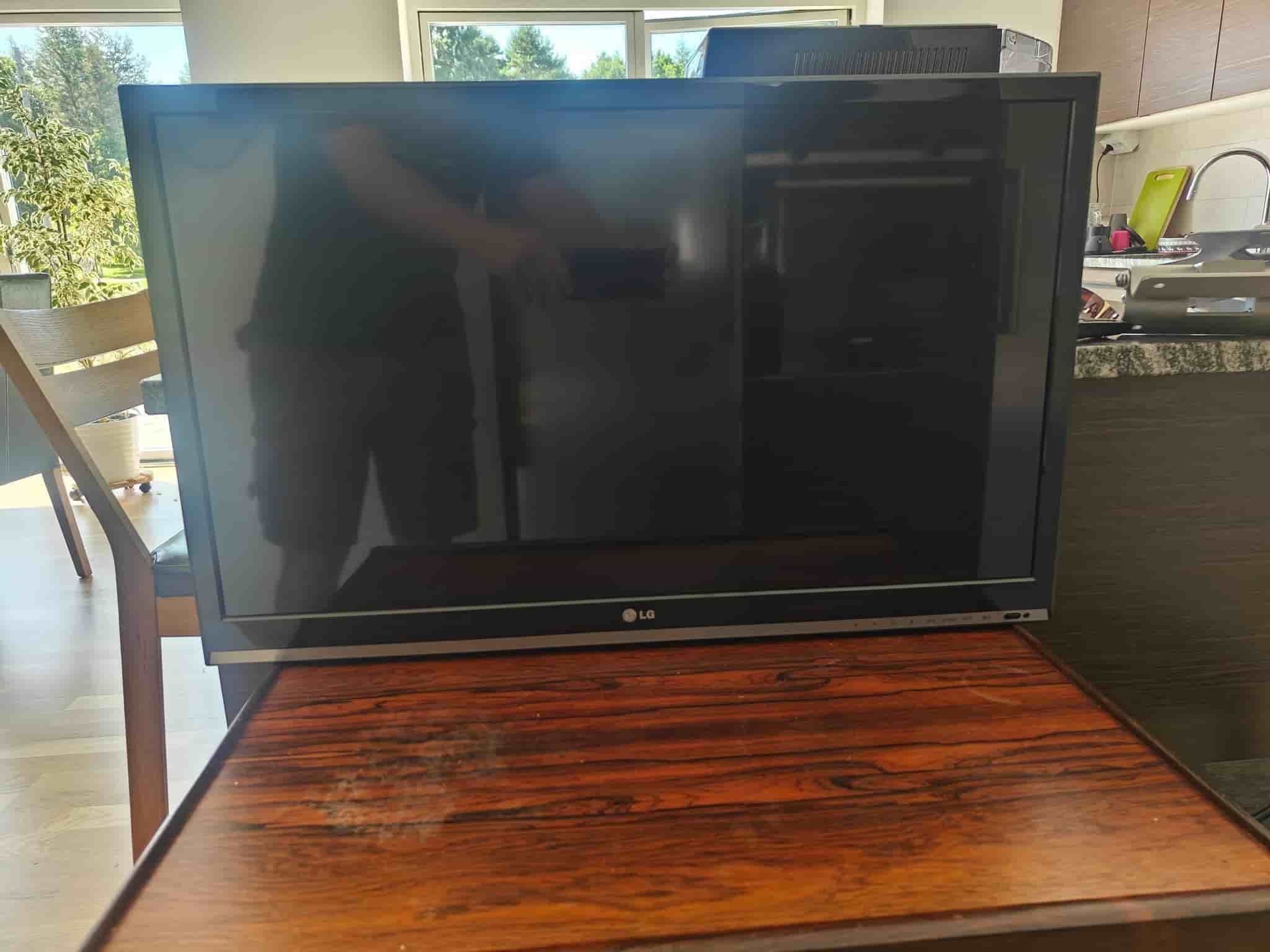 LG 32" LED-TV 32LS560T (Full-HD)