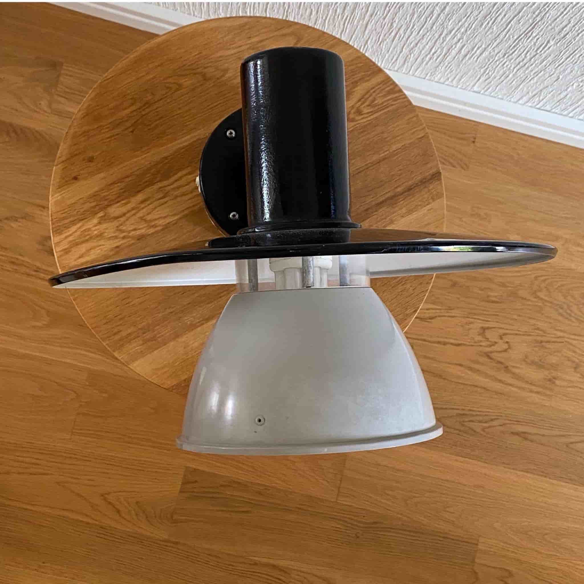 STOCKHOLM 370 VÄGG: Vägg- el fasadlampa i metall, Anders Pehrson, Ateljé Lyktan
