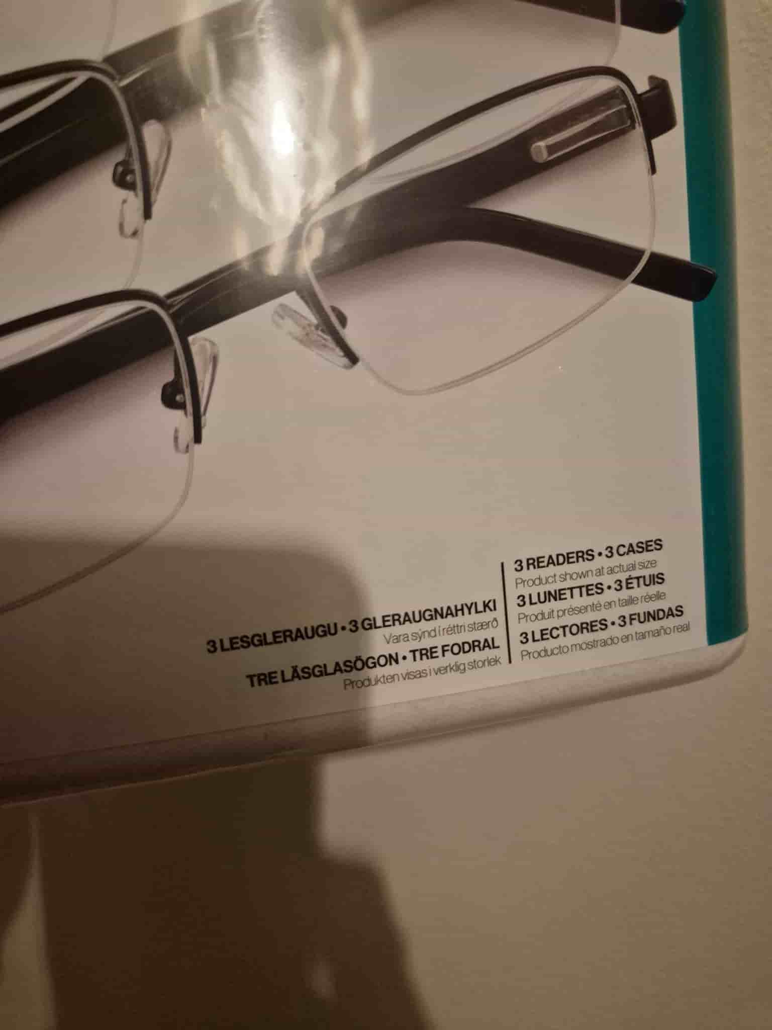 Ny/oanvända! 3 par läslasögon +2.00 med fodral